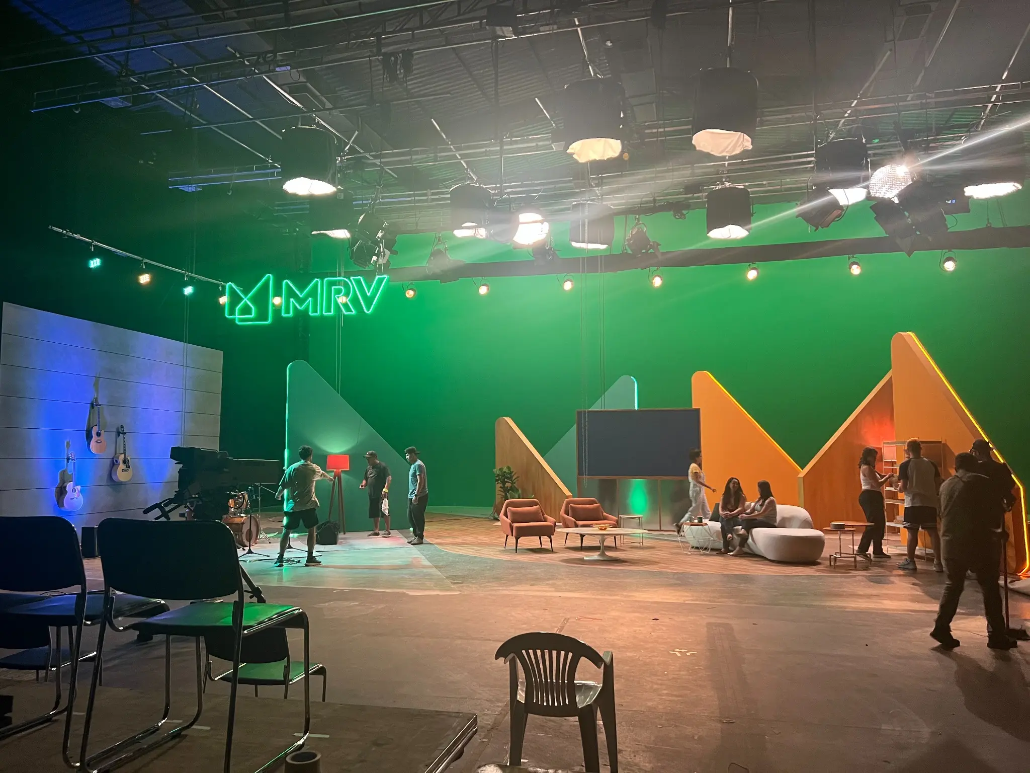 Sierra Production backstage, photo 12